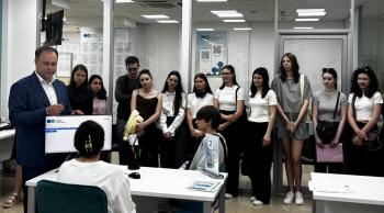 Як працюють сервіси ДПС: до Офісу податкових консультантів столиці завітали студенти ДТЕУ 