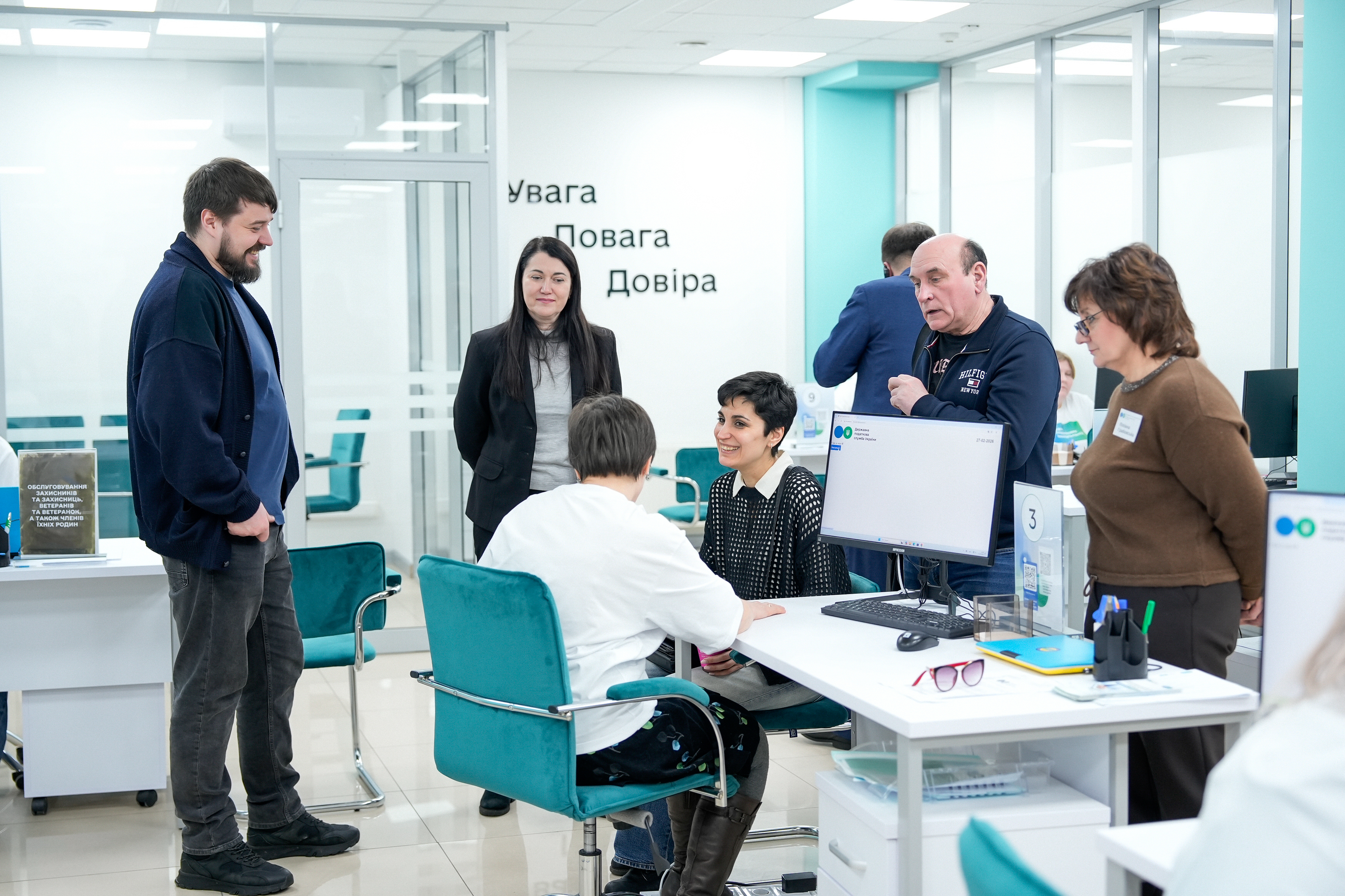 ДПС Києва та Київський міський центр зайнятості: у столиці запрацював новий сервіс податкової підтримки для учасників грантової програми «Власна справа». Фото № 18/17