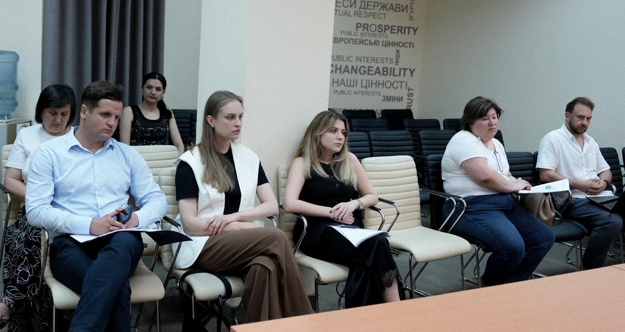 Відвертий діалог із столичним бізнесом: у ДПС Києва обговорили актуальні податкові питання. Фото № 2/1