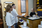 Продовжуємо інформаційну підтримку столичних платників: фахівці ДПС Києва та Держпраці провели зустріч із підприємцями. Фото № 11/10